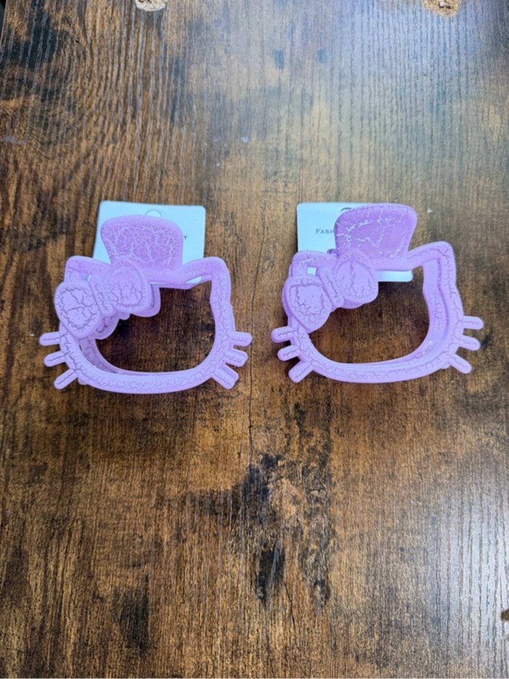 Hello Kitty Hair Claw with Bow
